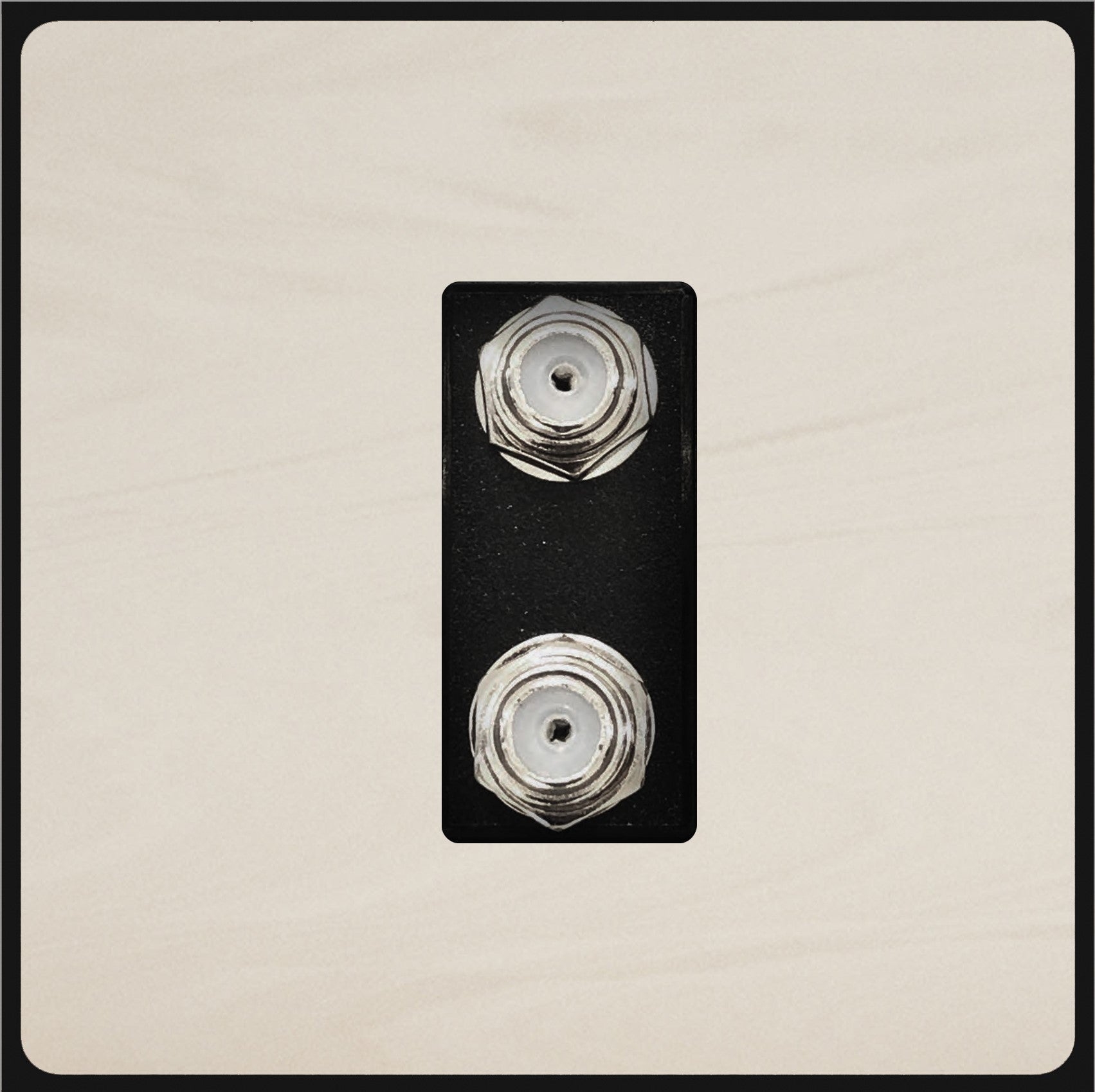 TV-Socket – LA Switches